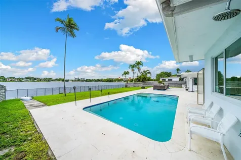 1930 NE 193rd Street Miami FL 33179
