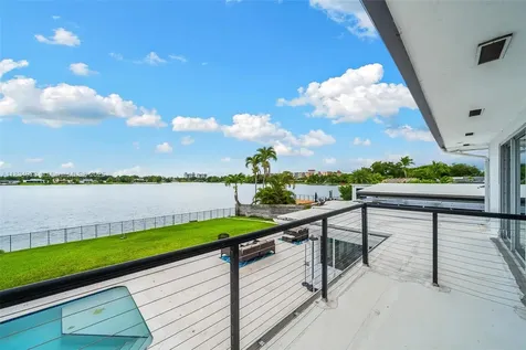 1930 NE 193rd Street Miami FL 33179