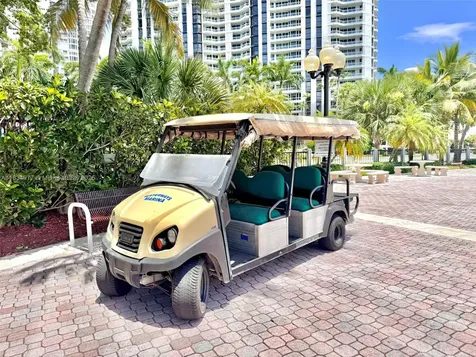 3601 NE 207th St, Slip E60 Aventura FL 33180