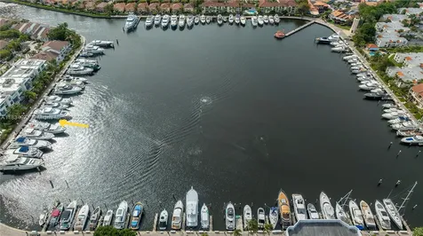 3601 NE 207th St, Slip E60 Aventura FL 33180