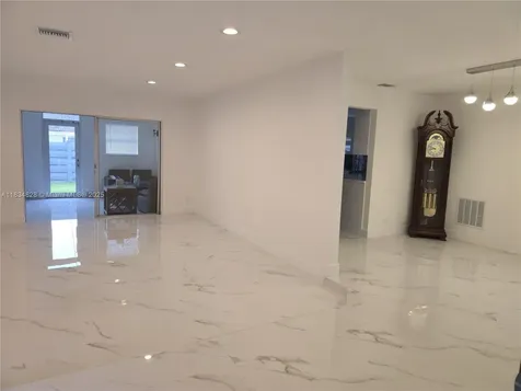 7771 NW 46th Street Lauderhill FL 33351