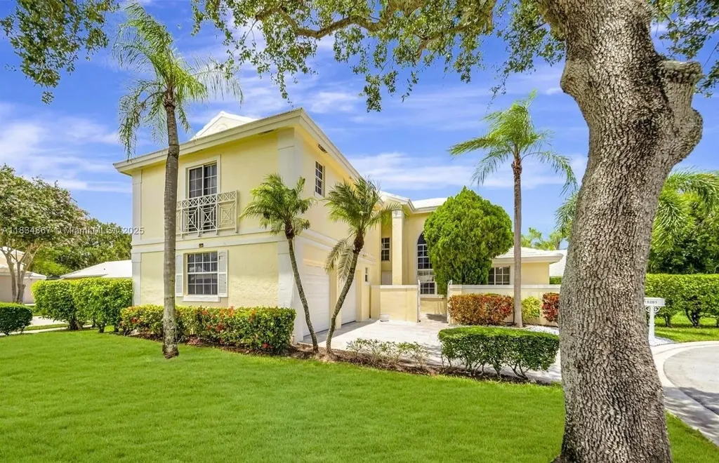 15281 Wilshire Court Pembroke Pines FL 33027