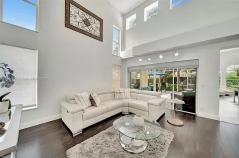 15281 Wilshire Court Pembroke Pines FL 33027