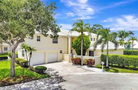 15281 Wilshire Court Pembroke Pines FL 33027