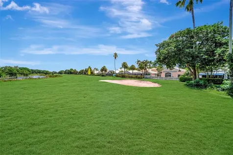15281 Wilshire Court Pembroke Pines FL 33027