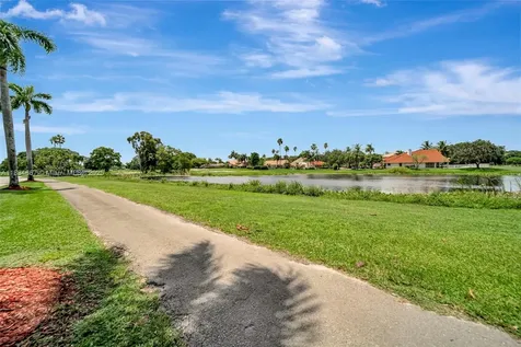 15281 Wilshire Court Pembroke Pines FL 33027