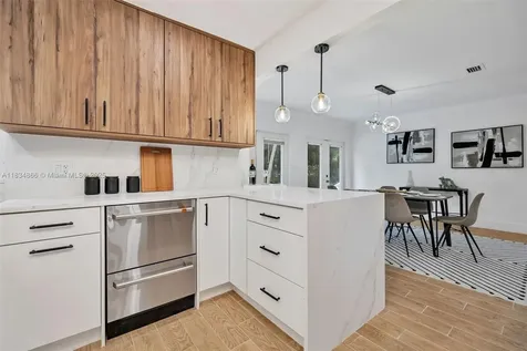 5701 SW 33rd Street Miami FL 33155