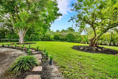 5701 SW 33rd Street Miami FL 33155