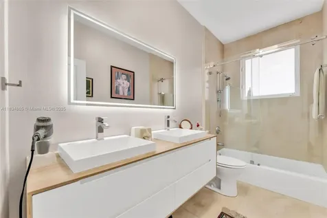 17940 SW 83rd Avenue Palmetto Bay FL 33157