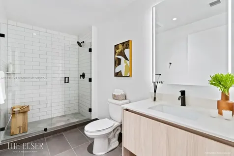 398 NE 5th Street Miami FL 33132