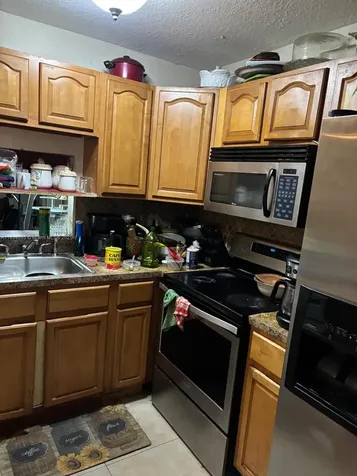 1203 Sussex Drive North Lauderdale FL 33068