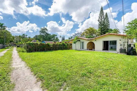 241 Hough Drive Miami Springs FL 33166