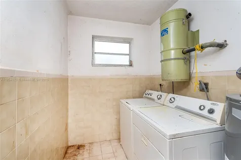 241 Hough Drive Miami Springs FL 33166