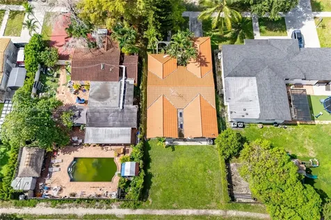 241 Hough Drive Miami Springs FL 33166