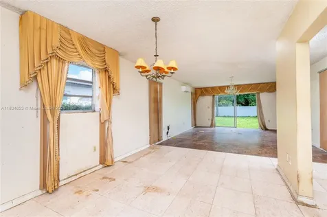 241 Hough Drive Miami Springs FL 33166