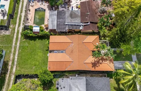 241 Hough Drive Miami Springs FL 33166