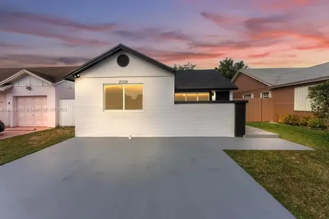 20328 NW 33rd Avenue Miami Gardens FL 33056