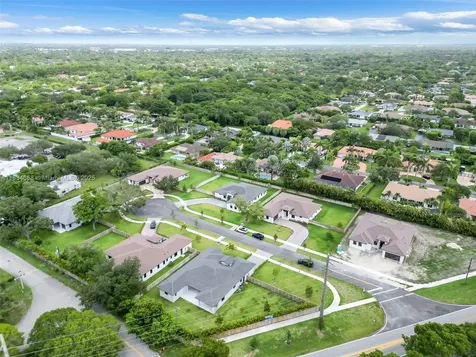 8220 SW 193rd Terrace Cutler Bay FL 33157