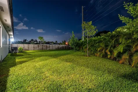 8220 SW 193rd Terrace Cutler Bay FL 33157