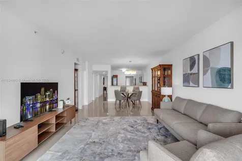 18100 N Bay Road Sunny Isles Beach FL 33160
