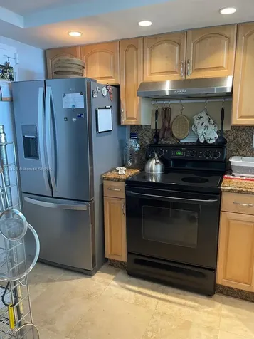 3180 S Ocean Drive Hallandale Beach FL 33009