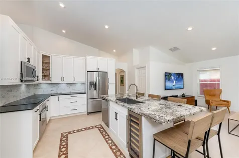1583 SW 191st Avenue Pembroke Pines FL 33029