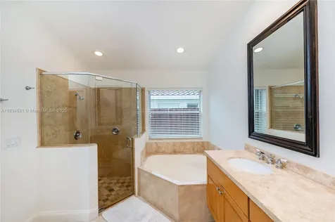 1583 SW 191st Avenue Pembroke Pines FL 33029