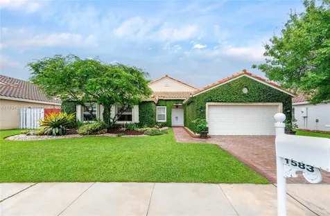 1583 SW 191st Avenue Pembroke Pines FL 33029