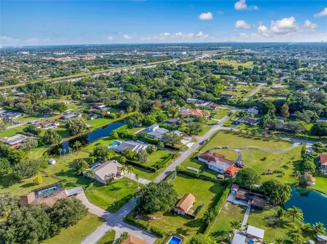 16701 SW 49th Street Southwest Ranches FL 33331