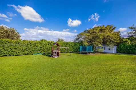 16701 SW 49th Street Southwest Ranches FL 33331