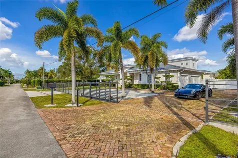 16701 SW 49th Street Southwest Ranches FL 33331