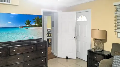 841 NE 139th Street North Miami FL 33161