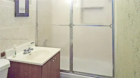 841 NE 139th Street North Miami FL 33161
