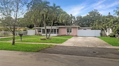 841 NE 139th Street North Miami FL 33161