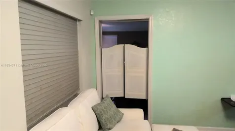 841 NE 139th Street North Miami FL 33161
