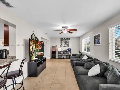 321 NW 93rd Avenue Pembroke Pines FL 33024