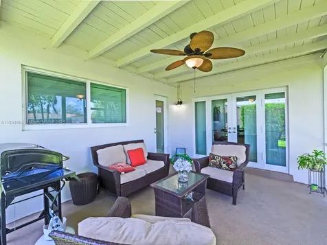 321 NW 93rd Avenue Pembroke Pines FL 33024