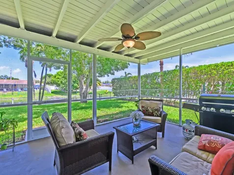 321 NW 93rd Avenue Pembroke Pines FL 33024