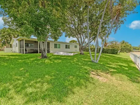 321 NW 93rd Avenue Pembroke Pines FL 33024