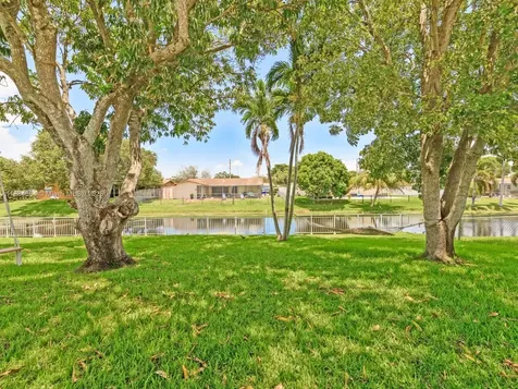 321 NW 93rd Avenue Pembroke Pines FL 33024
