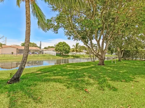 321 NW 93rd Avenue Pembroke Pines FL 33024