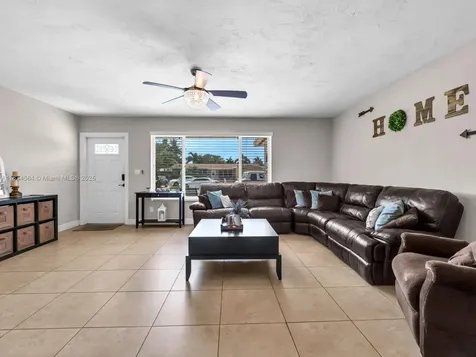321 NW 93rd Avenue Pembroke Pines FL 33024