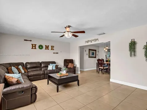 321 NW 93rd Avenue Pembroke Pines FL 33024