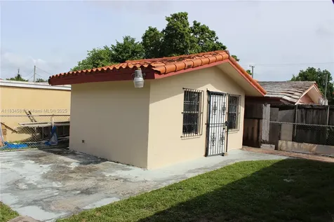 2216 SW 62nd Avenue Miami FL 33155