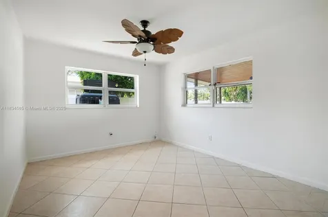 700 NE 47th Street Oakland Park FL 33334