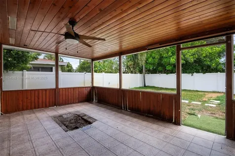 700 NE 47th Street Oakland Park FL 33334