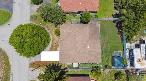 700 NE 47th Street Oakland Park FL 33334