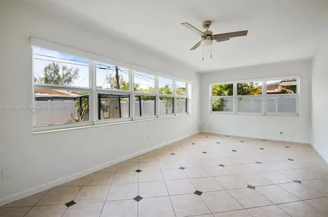700 NE 47th Street Oakland Park FL 33334