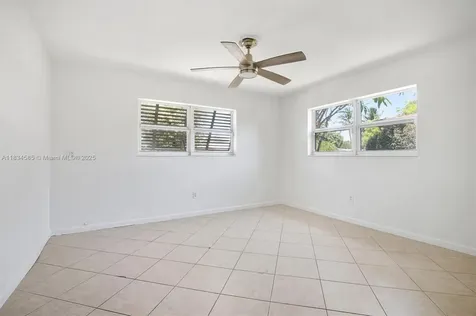 700 NE 47th Street Oakland Park FL 33334