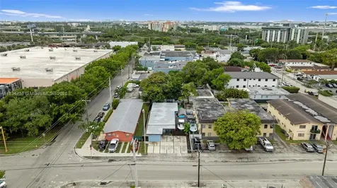 938 SE 12th Street Hialeah FL 33010